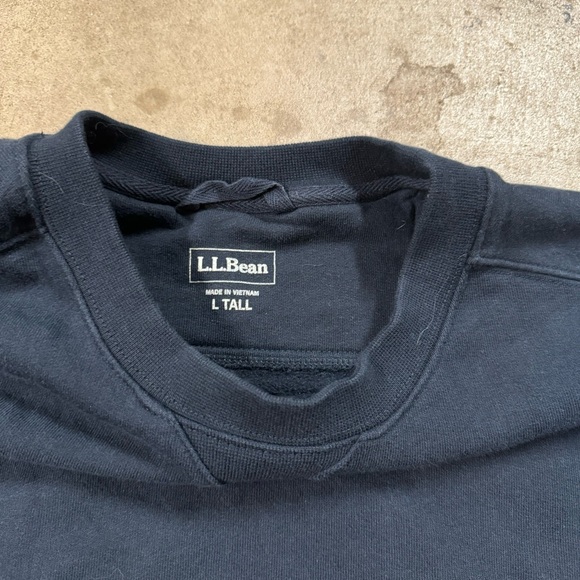 L.L. Bean Pullover Crewneck Sweatshirt Navy Blue Size Large Tall LT - Picture 2 of 8